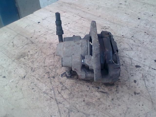 bontott BMW 3 E46 COMPACT Bal hátsó Féknyereg Munkahengerrel