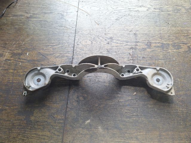 bontott BMW 3 E46 COMPACT Differenciálmű Tartó Bak