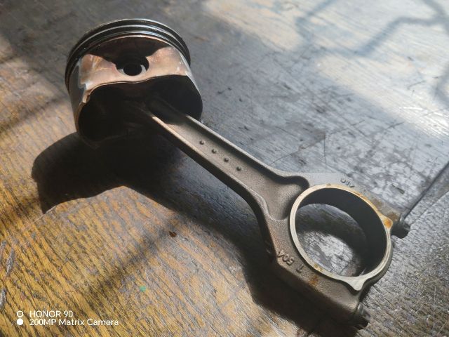 bontott BMW 3 E46 COMPACT Dugattyú és Hajtókar