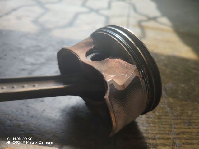 bontott BMW 3 E46 COMPACT Dugattyú és Hajtókar