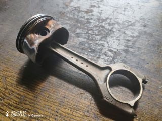 bontott BMW 3 E46 COMPACT Dugattyú és Hajtókar