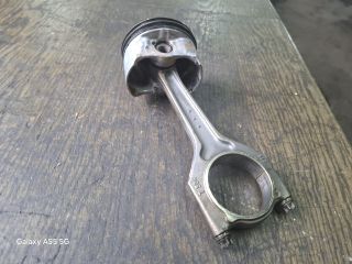 bontott BMW 3 E46 COMPACT Dugattyú és Hajtókar