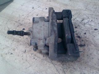 bontott BMW 3 E46 COMPACT Jobb első Féknyereg Munkahengerrel