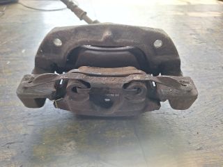 bontott BMW 3 E46 COMPACT Jobb első Féknyereg Munkahengerrel