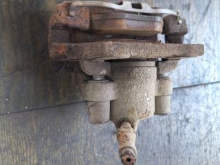 bontott BMW 3 E46 COMPACT Jobb hátsó Féknyereg Munkahengerrel