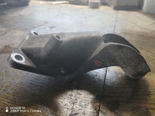 bontott BMW 3 E46 COMPACT Motor Tartó Bak Bal