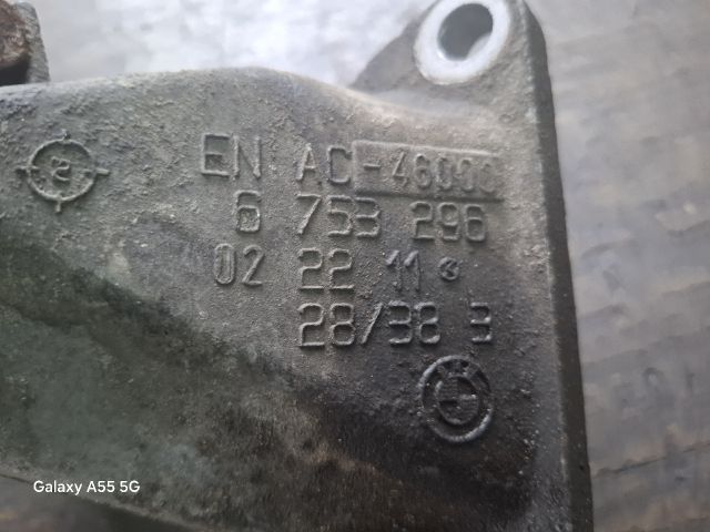 bontott BMW 3 E46 COMPACT Motor Tartó Bak (Fém)