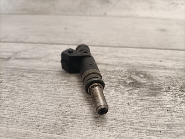 bontott BMW 3 E46 COMPACT Porlasztó (1 db)