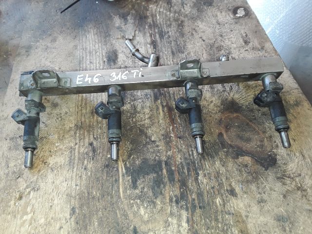 bontott BMW 3 E46 COMPACT Porlasztó Sor / Híd