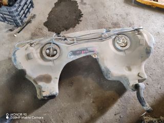 bontott BMW 3 E46 COMPACT Tank