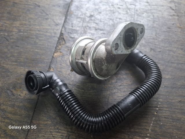 bontott BMW 3 E46 COMPACT Turbó Vákum Szelep