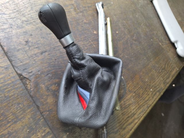 bontott BMW 3 E46 COMPACT Váltó Kulissza