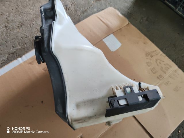 bontott BMW 3 E46 COMPACT Ablakmosó Tartály