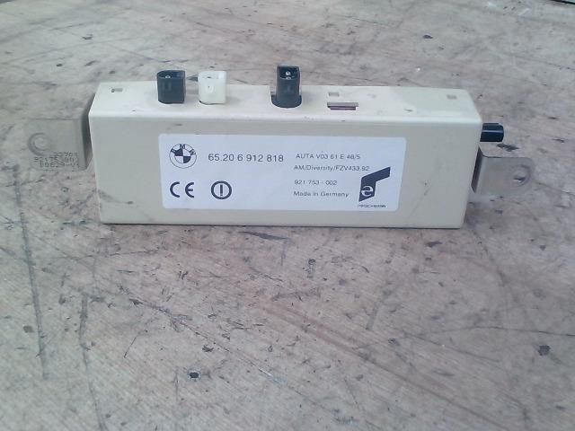 bontott BMW 3 E46 COMPACT Antenna Erősítő