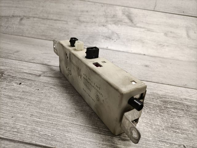 bontott BMW 3 E46 COMPACT Antenna Erősítő