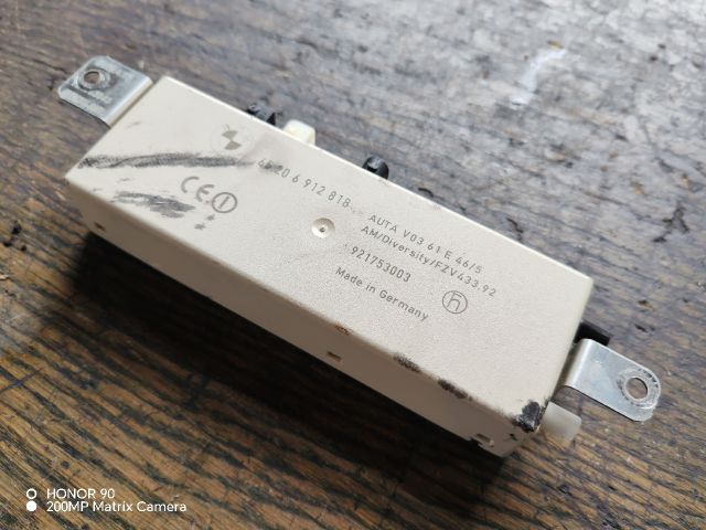 bontott BMW 3 E46 COMPACT Antenna Erősítő