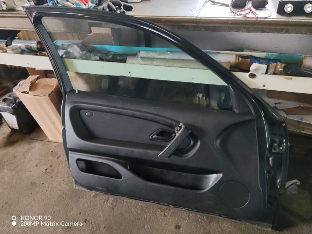 bontott BMW 3 E46 COMPACT Bal első Ajtó (Részeivel)