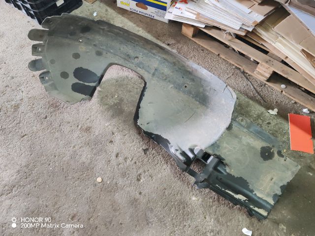 bontott BMW 3 E46 COMPACT Bal első Első Dobbetét (Kerékjárati, Műanyag)