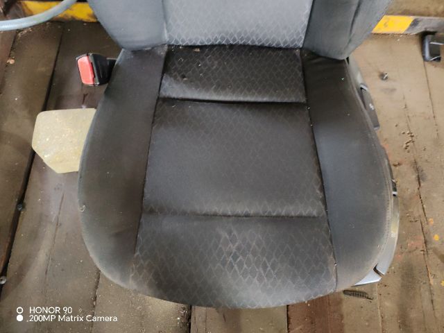 bontott BMW 3 E46 COMPACT Bal első Ülés