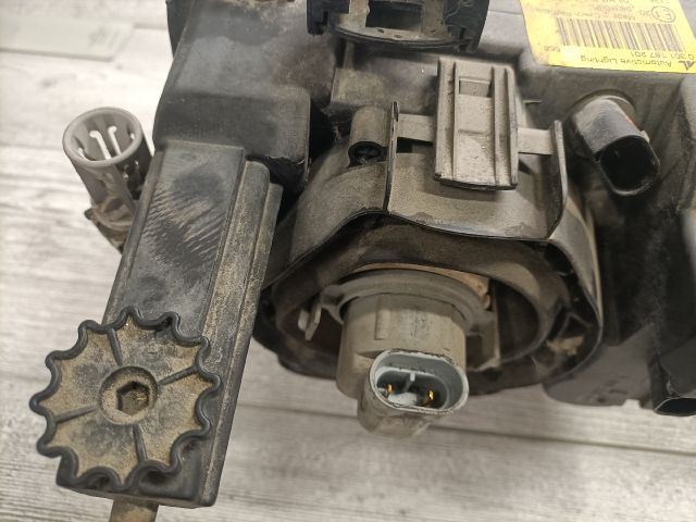 bontott BMW 3 E46 COMPACT Bal Fényszóró