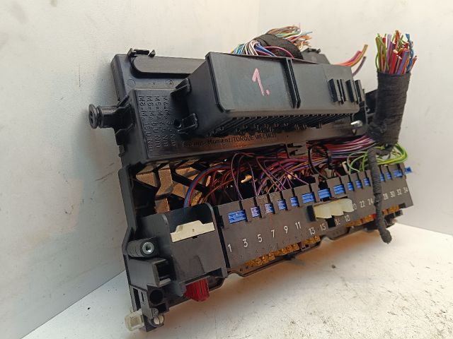 bontott BMW 3 E46 COMPACT Biztosítéktábla Utastér