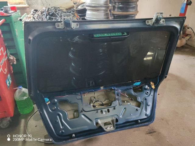 bontott BMW 3 E46 COMPACT Csomagtérajtó (Részeivel)