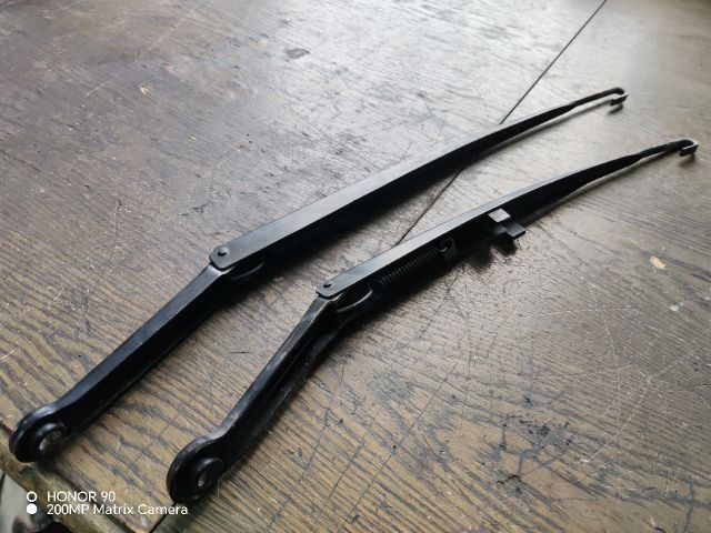 bontott BMW 3 E46 COMPACT Első Ablaktörlő Kar