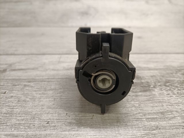 bontott BMW 3 E46 COMPACT Gyújtáskapcsoló Elektronika