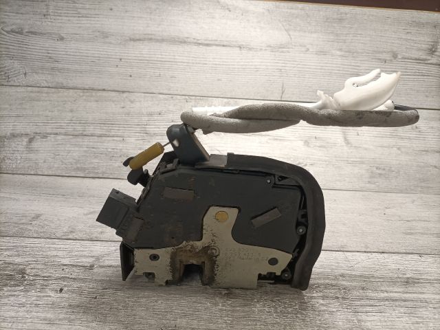 bontott BMW 3 E46 COMPACT Jobb első Ajtózár