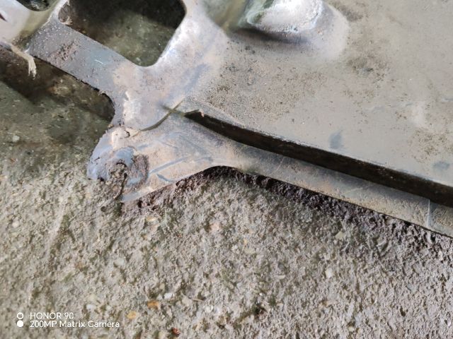 bontott BMW 3 E46 COMPACT Jobb első Első Dobbetét (Kerékjárati, Műanyag)