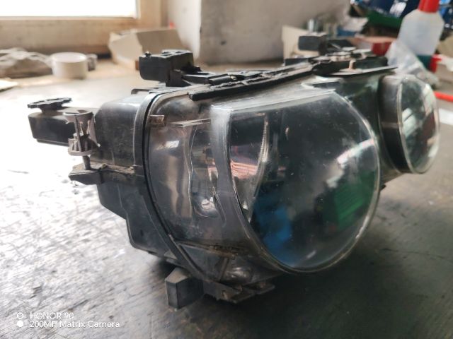 bontott BMW 3 E46 COMPACT Jobb Fényszóró