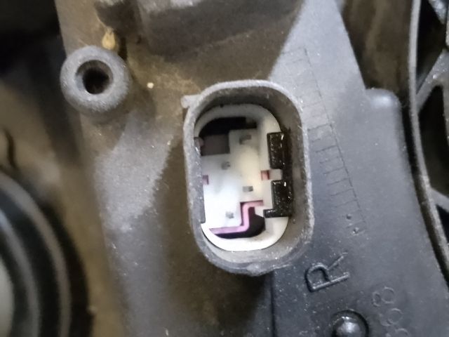 bontott BMW 3 E46 COMPACT Jobb Fényszóró