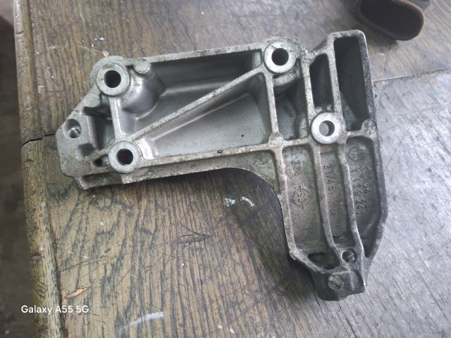 bontott BMW 3 E46 COMPACT Klíma Tartó Bak