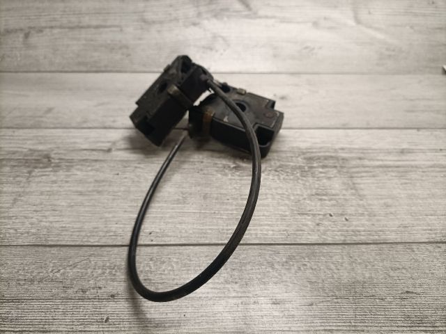 bontott BMW 3 E46 COMPACT Motorháztető Zárszerkezet