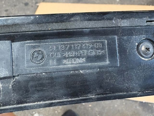 bontott BMW 3 E46 Csomagtér Nyitó Kar / Gomb