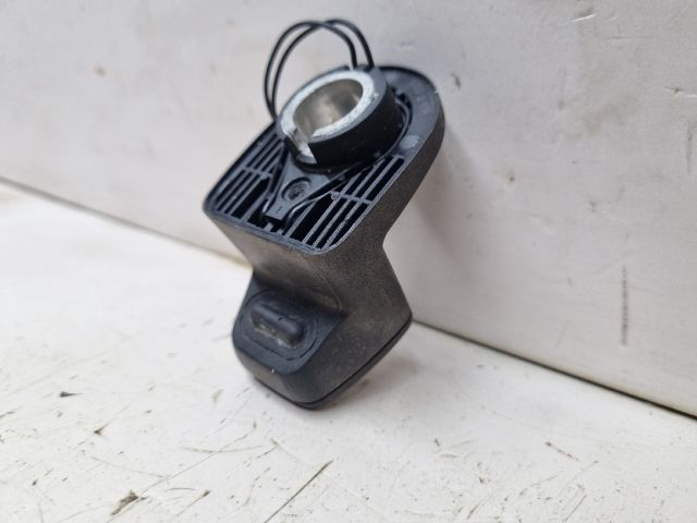 bontott BMW 3 E46 Csomagtér Nyitó Kar / Gomb