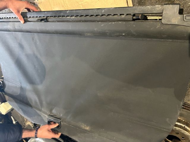 bontott BMW 3 E46 Csomagtér Roló