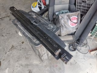 bontott BMW 3 E46 Csomagtér Roló