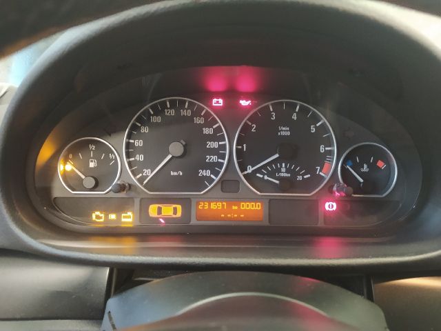 bontott BMW 3 E46 Csomagtérajtó Burkolat Felső