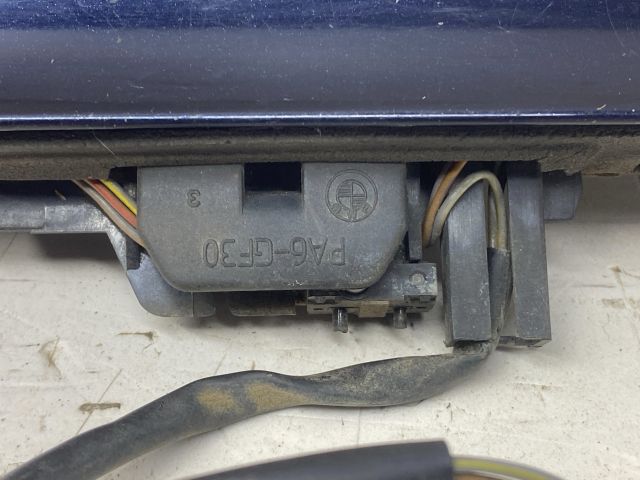 bontott BMW 3 E46 Csomagtérajtó Díszléc