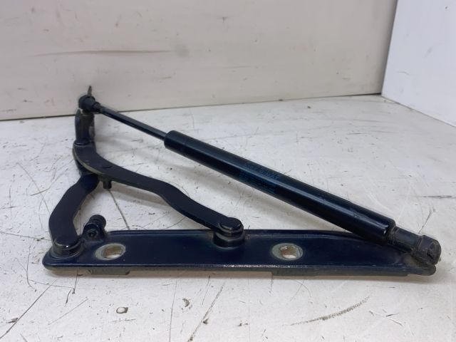 bontott BMW 3 E46 Csomagtérajtó Jobb Zsanér