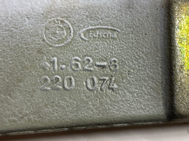 bontott BMW 3 E46 Csomagtérajtó Jobb Zsanér