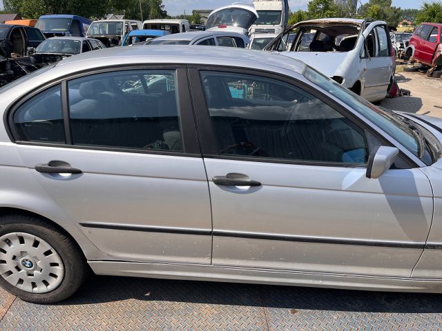 bontott BMW 3 E46 Csomagtérajtó (Részeivel)