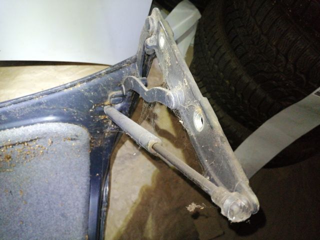 bontott BMW 3 E46 Csomagtérajtó (Részeivel)