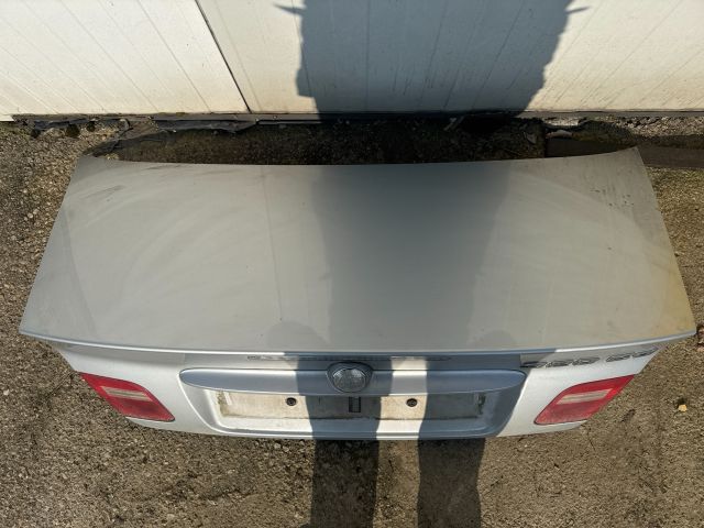 bontott BMW 3 E46 Csomagtérajtó (Részeivel)