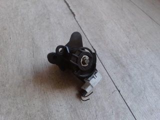 bontott BMW 3 E46 Csomagtérajtó Zárbetét