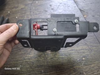 bontott BMW 3 E46 Csomagtérajtó Zárszerkezet