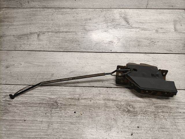 bontott BMW 3 E46 Csomagtérajtó Zárszerkezet