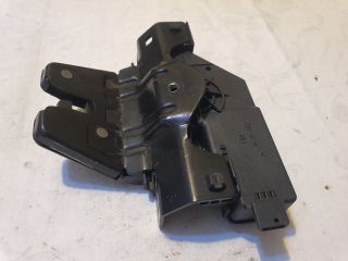 bontott BMW 3 E46 Csomagtérajtó Zárszerkezet