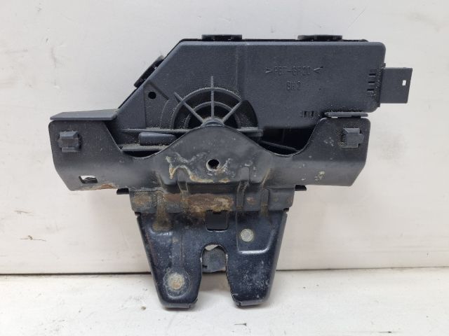 bontott BMW 3 E46 Csomagtérajtó Zárszerkezet